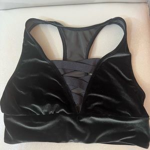 Velvet Victoria Sports Bra M